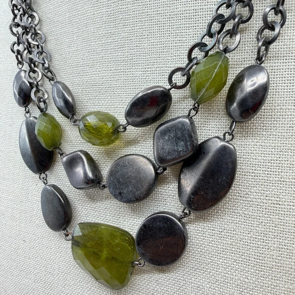Green Faceted Bead Silver Tone Multi Strand Chunky Statement Bib Necklace Boho
